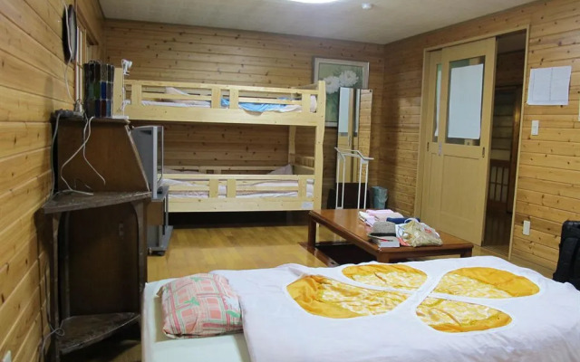 Narusawa Lodge