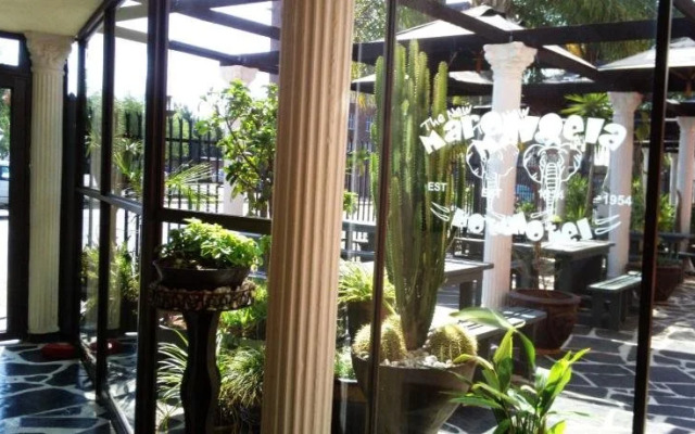 The New Maroela Hotel