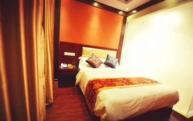 Ronglek Hostel