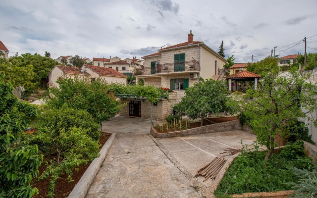 Zvone - Apartments With Terrace - A1