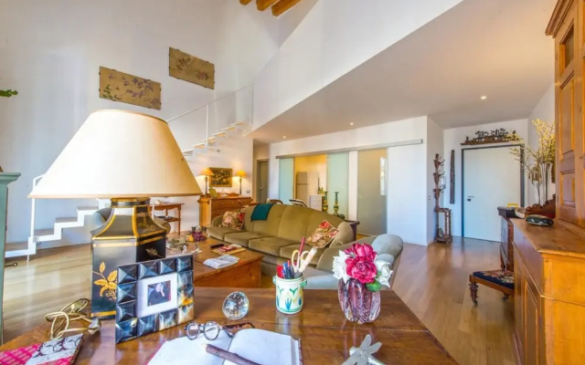 Charming Apartment by Wonderful Italy