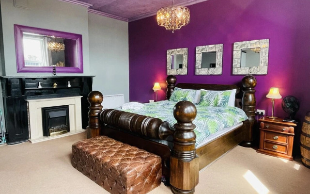 Captain Morgan Boutique 1-Bed Apartment