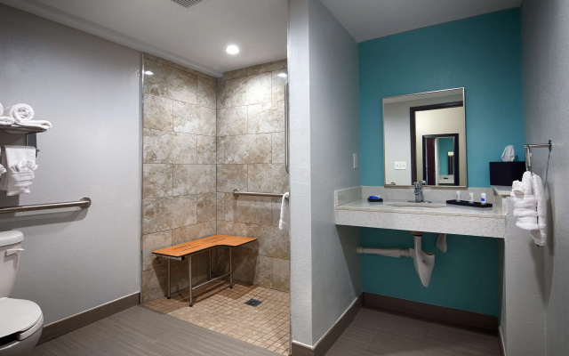 Best Western Plus Hardeeville Inn & Suites