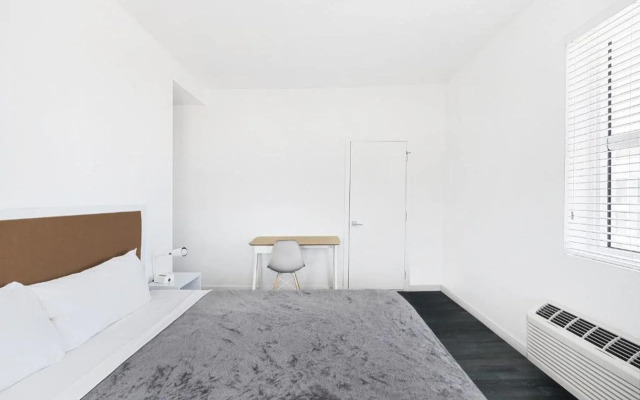 Global Luxury Suites at The Apex Miami