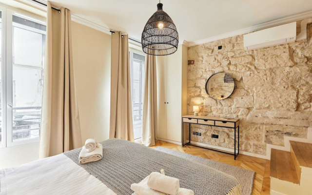 Amazing 3-bedroom Apartment - Center of Paris