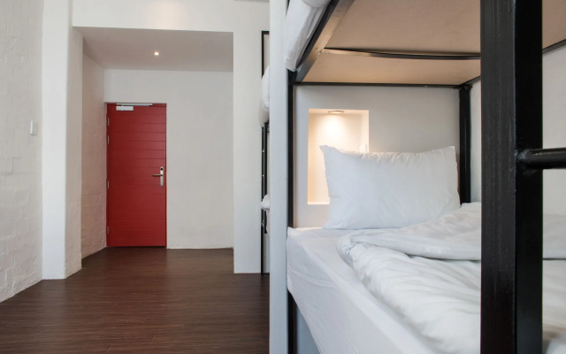 91 Loop - Hostel