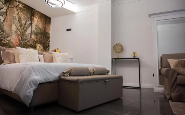 Nm Luxury Suites (Adults Only)