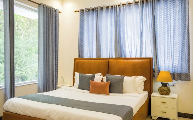 ELIVAAS Serenita Abode Tranquil Escape