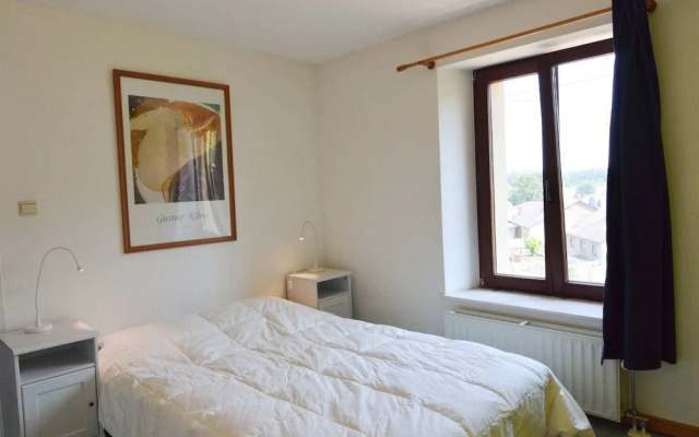 Modern Farmhouse in Chassepierre with Terrace