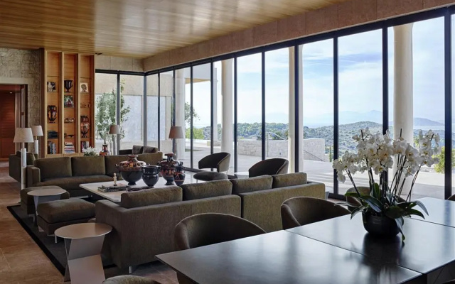 Amanzoe