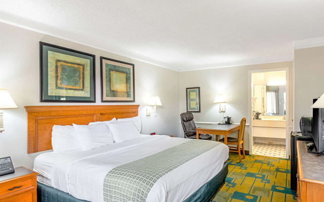 Rodeway Inn Huntsville West