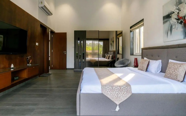 StayVista at Villa 123 at Canary Farms - All Meals Included
