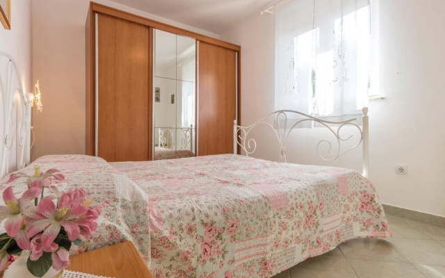 Beautiful Apartment in Vodnjan With 2 Bedrooms