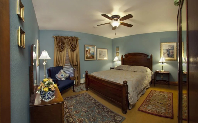 The Historic Elk Mountain Hotel