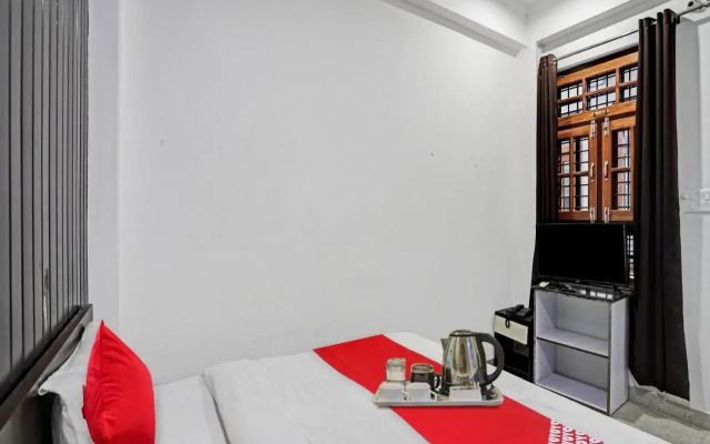 OYO Flagship 70217 Visitor Guest House