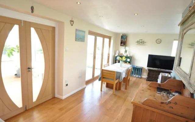 Beautiful coastal bungalow, Sennen, Porthcurno,sea