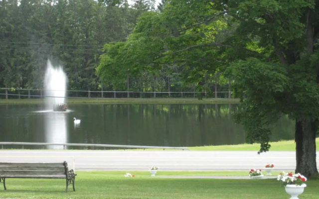 Fountain View Motel