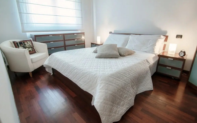 JOIVY Splendid Flat W/Terrace Near Lake Como