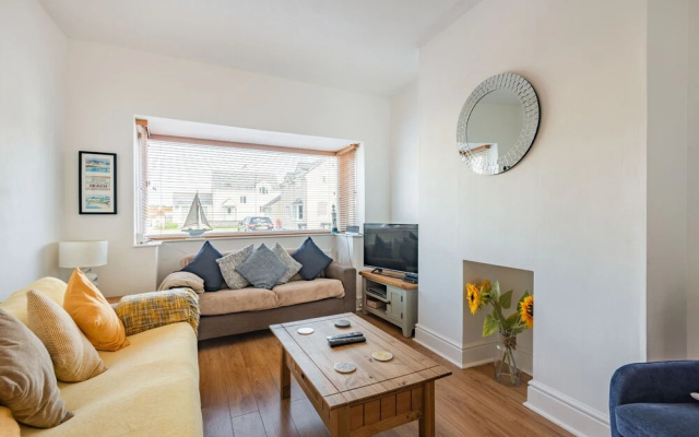 2 Tregof Terrace