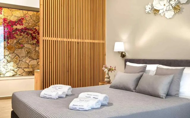 Pietra Cave Suite With Private Pool