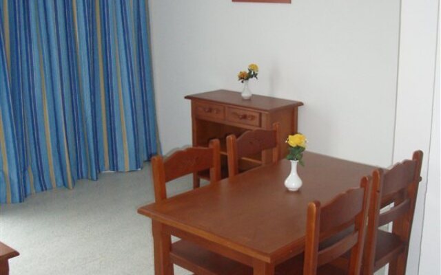 Отель Magalluf Strip Apartments Испания, Магалуф - отзывы, цены и фото номеров - забронировать отель Magalluf Strip Apartments онлайн