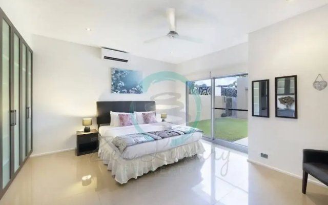 Zen Bayview Bliss - Luxury Mansion