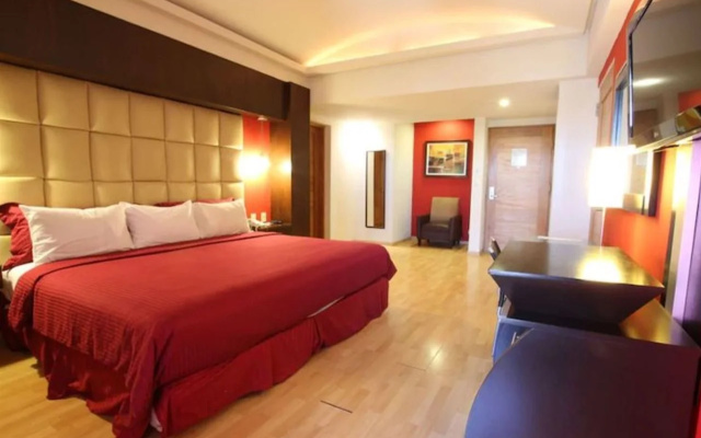 Hotel Colon Plaza Business Class