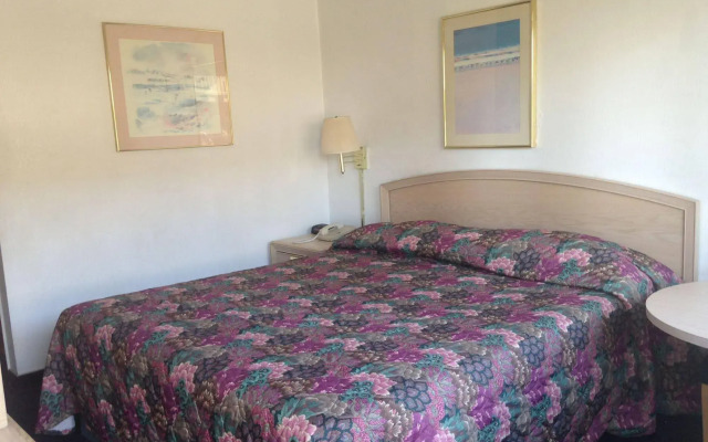 American Budget Inn and Suites-Modesto