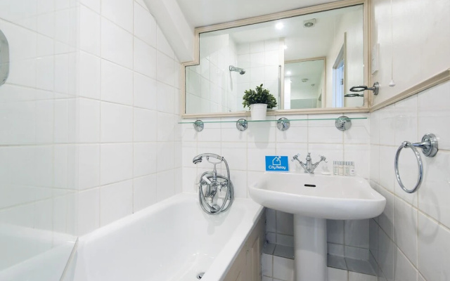 The Coleherne Road Nest - TL1