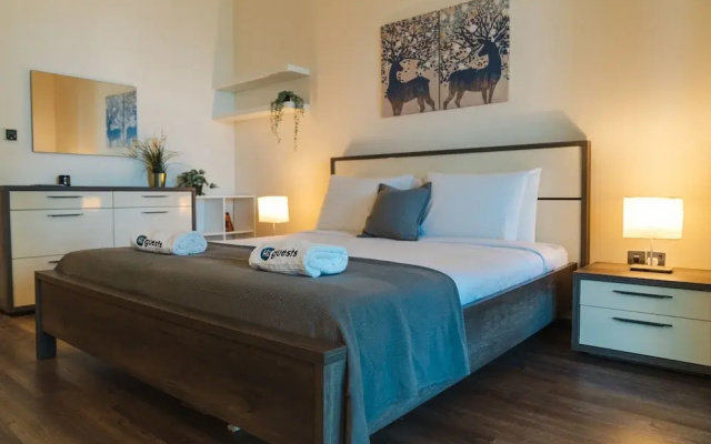 Marina Residences 6