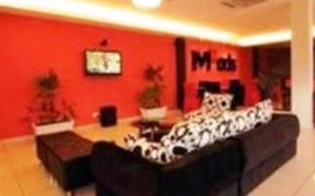 Newbridge Hotel