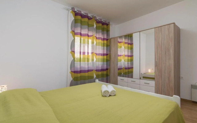 Nice Home in Ruzici With Wifi and 3 Bedrooms