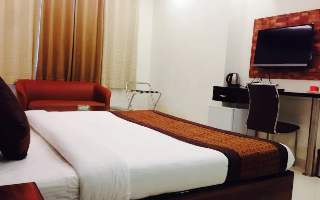 Gazelle Studios by OYO Rooms