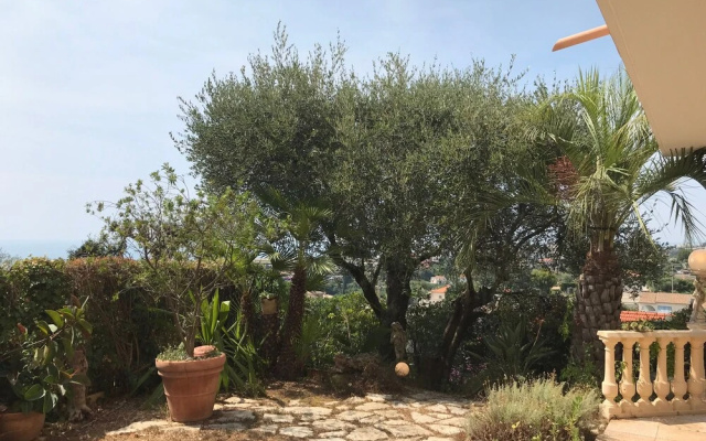 Le Clos by Gites de France