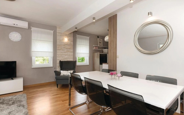 Awesome Home in Badanj With Wifi and 3 Bedrooms