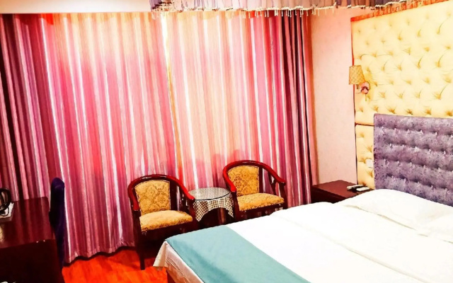 King of Shangqiu Express Business Hotel