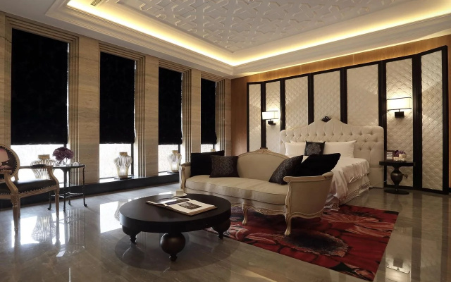 SHUEI WU Boutique Hotel