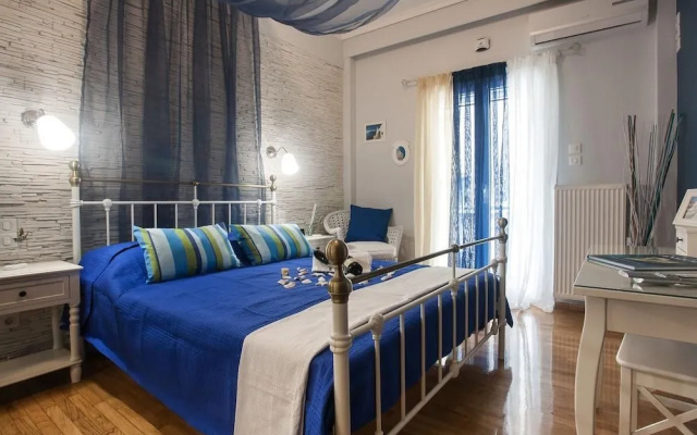 Gold and Blue Luxurious Apartment