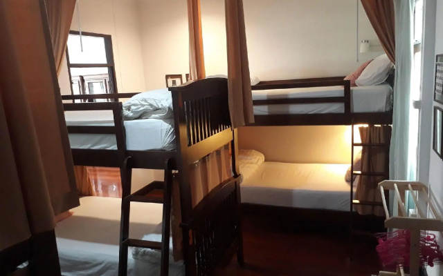 House 23 Guesthouse