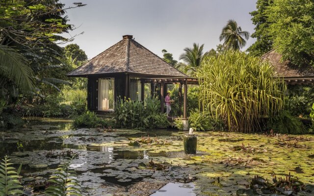 Отель Anantara Mai Khao Phuket Villas Таиланд, пляж Май Кхао - 1 отзыв об отеле, цены и фото номеров - забронировать отель Anantara Mai Khao Phuket Villas онлайн вид на фасад