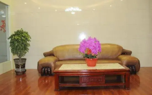 Fanshi Qingqing Hotel
