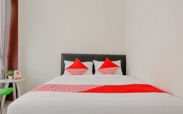 OYO 2798 Semeru Residence Syariah