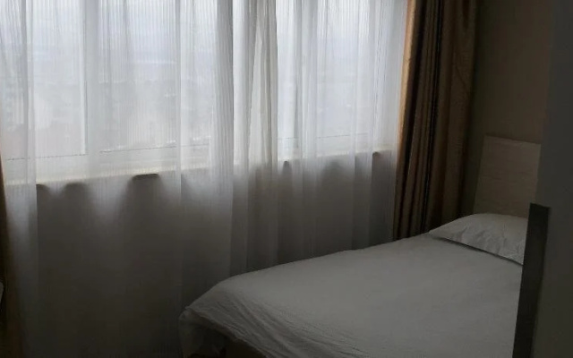 Super 8 Hotel Zhenjiang Ding Mao Qiao