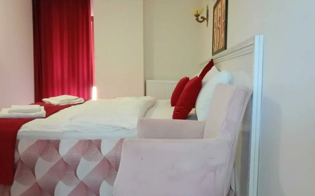 Carsi Otel