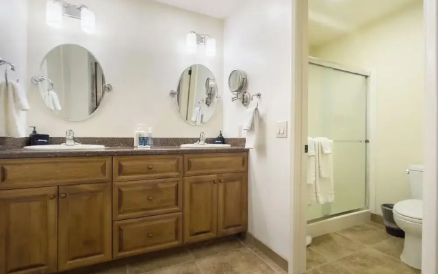 Chandler oasis with pool & hot tub
