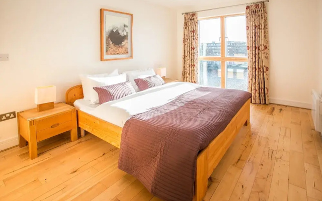 Grand Canal Square Apartments