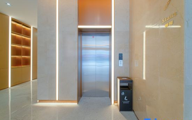 Lavande Hotel (Beijing Fengtai Station Niwa Subway Station)