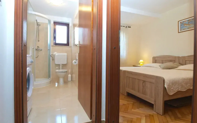 Apartment 604