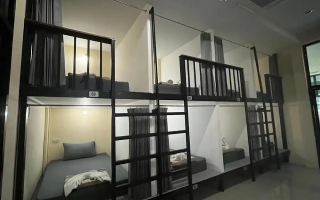 3 Tigers Resort & Hostel