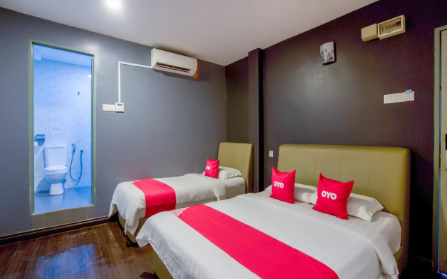OYO 89895 Senses Budget Hotel
